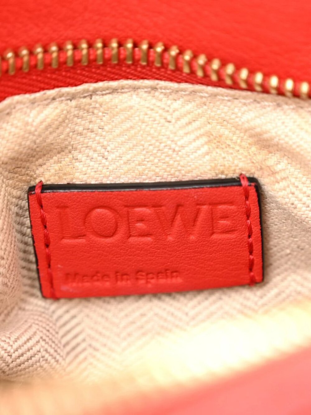 Loewe Calfskin Puzzle Bag Scarlet Shoulder Bag Crossbody - Picture 11 of 13